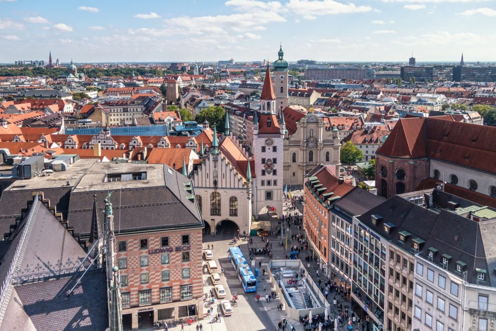 Das Bild zeigt die Stadt München, in der der Fotokurs von Jörg Egerer stattfindet.